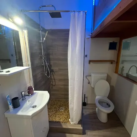 Liberty Bridge Zenta Apartman *